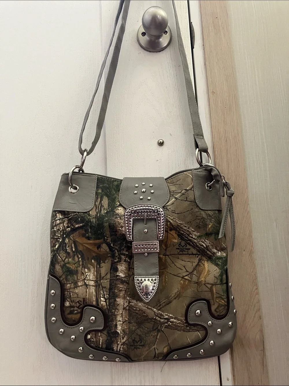 Real tree cammo Tote Bag in Multicolor
